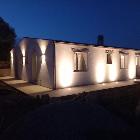 Casa Di Minnanni B&B 산타테레사의갈루라 외부 사진