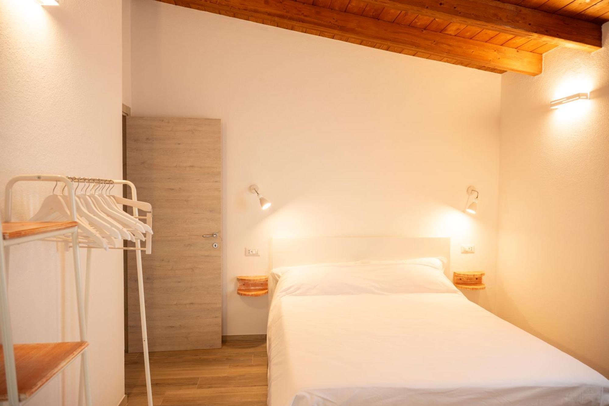Casa Di Minnanni B&B 산타테레사의갈루라 외부 사진