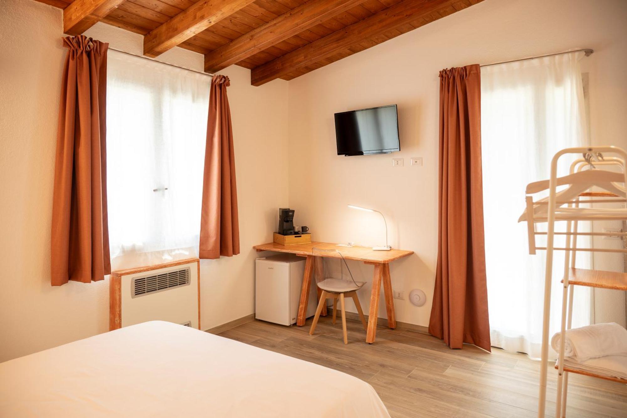 Casa Di Minnanni B&B 산타테레사의갈루라 외부 사진