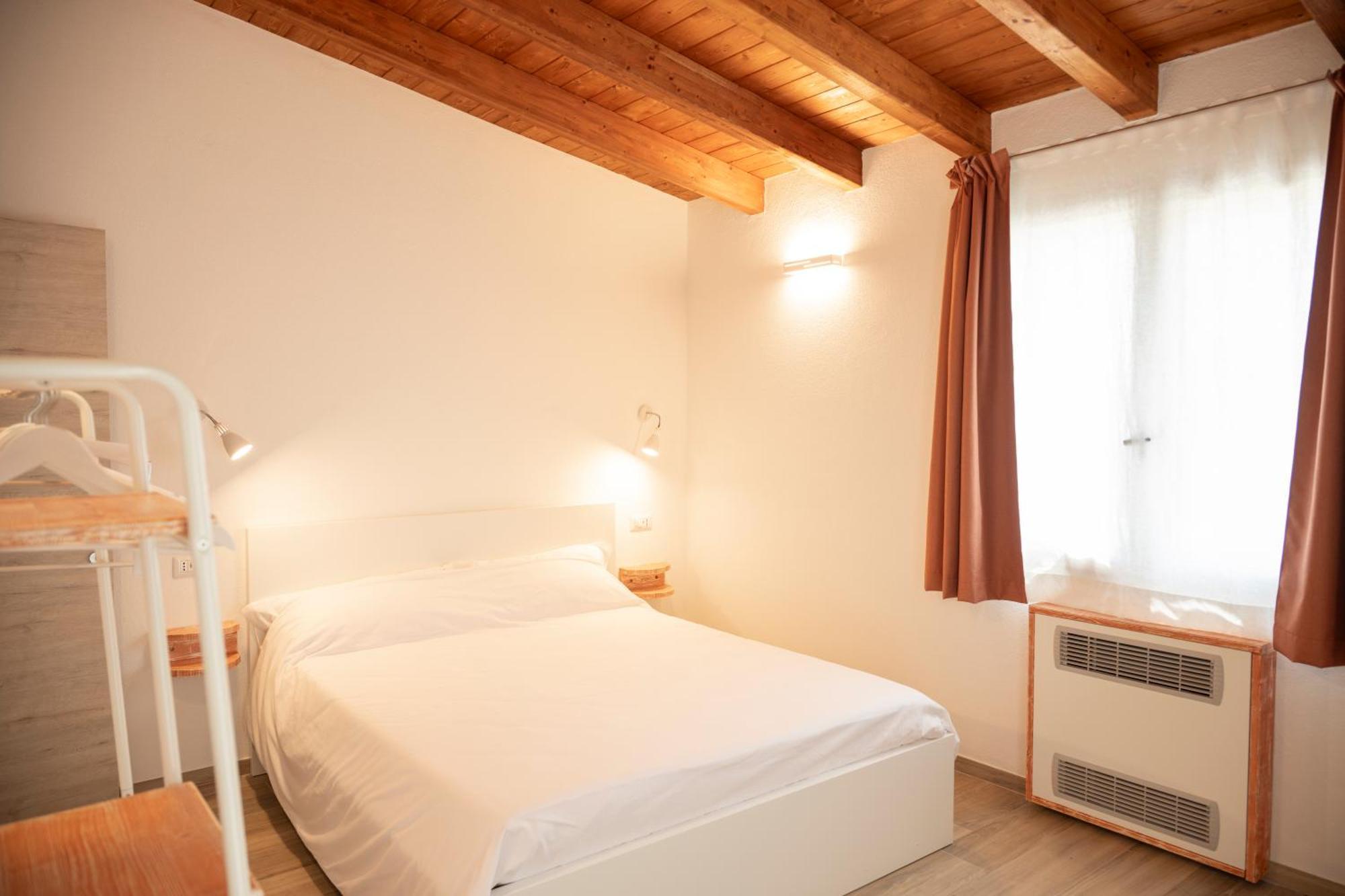 Casa Di Minnanni B&B 산타테레사의갈루라 외부 사진